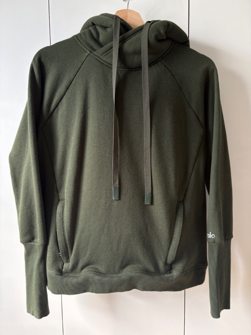 ALO Yoga Women's Frost Long Sleeve Shearling Sherpa Lined Hoodie Size XS Green